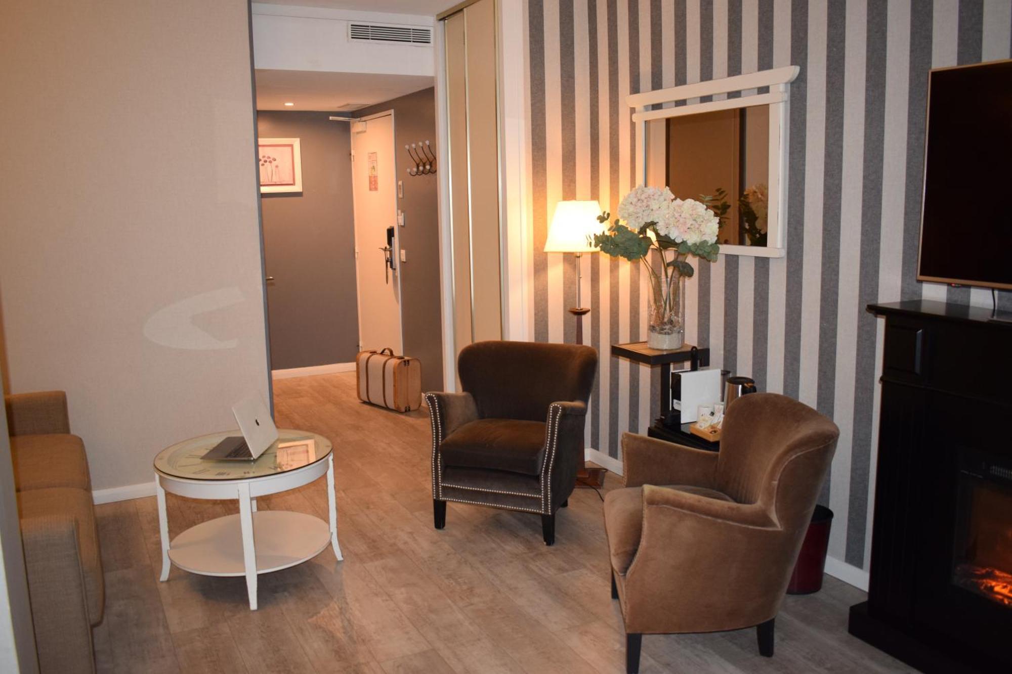 Le Trophee Boutique Hotel Spa- La Loggia Appart'Hotel Deauville Eksteriør billede
