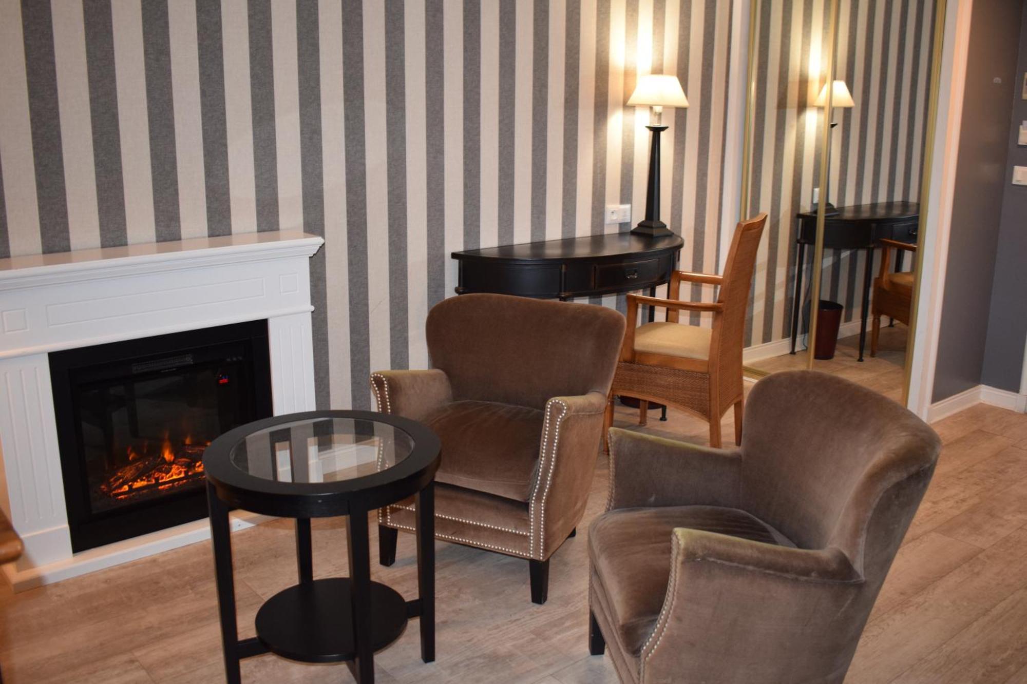 Le Trophee Boutique Hotel Spa- La Loggia Appart'Hotel Deauville Eksteriør billede
