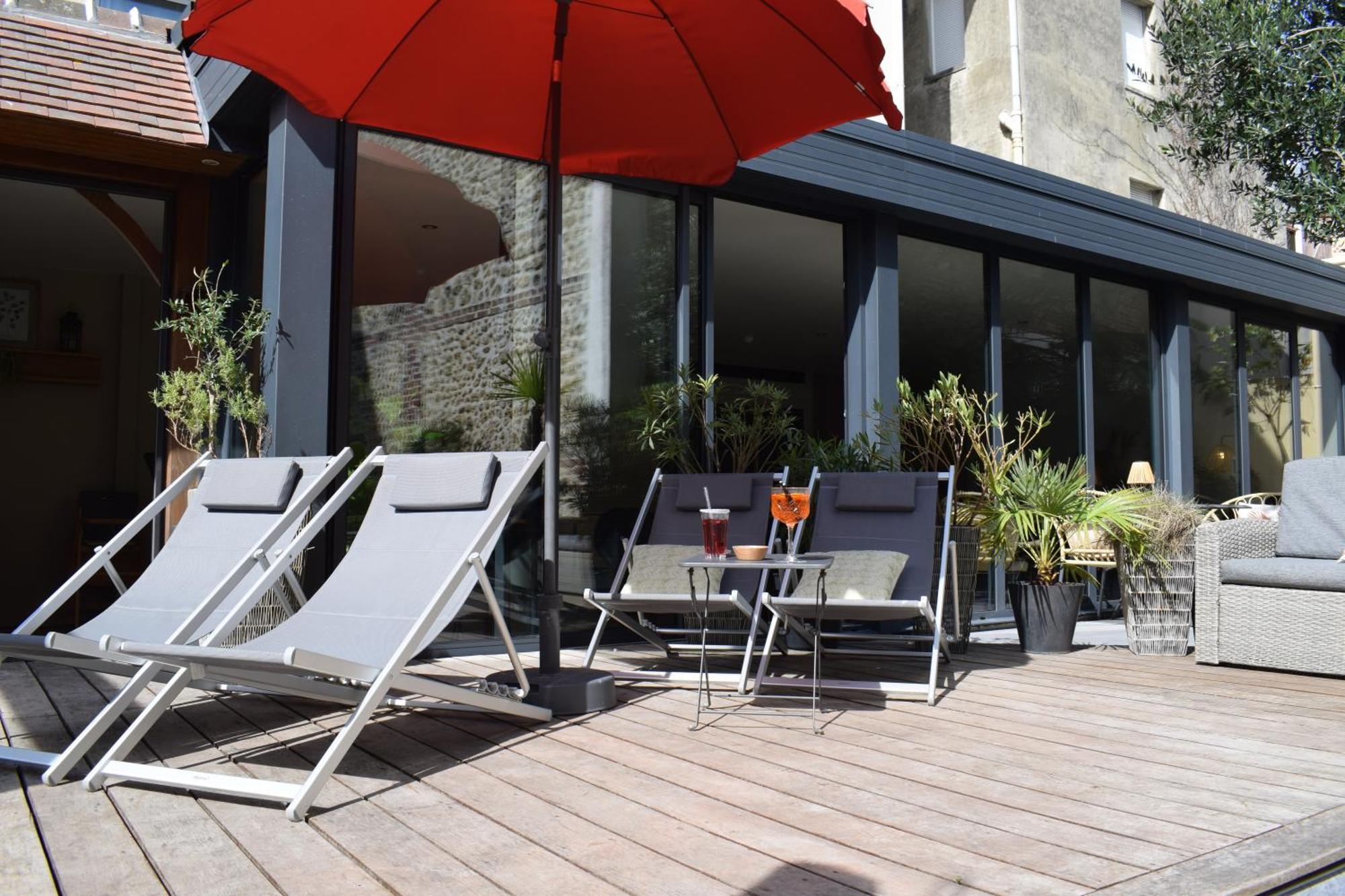 Le Trophee Boutique Hotel Spa- La Loggia Appart'Hotel Deauville Eksteriør billede