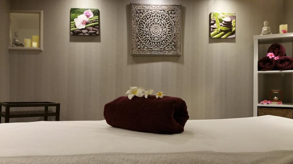 Le Trophee Boutique Hotel Spa- La Loggia Appart'Hotel Deauville Eksteriør billede